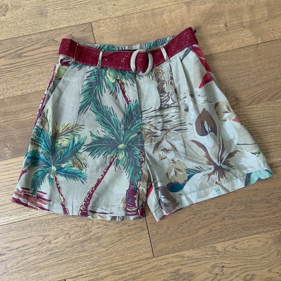Women's Desigual Red Brown Relaxed High Waist Shorts Tropical Print Size S - Picture 10 of 16